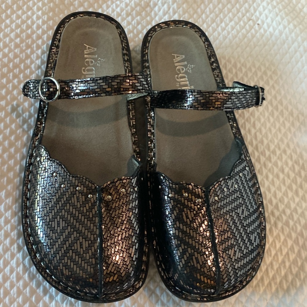 Algeria mule sandals size 8.5 new no box